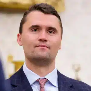 Charlie Kirk’s Parents Make First Public Appearance Since His Death at White House Medal of Freedom Ceremony
