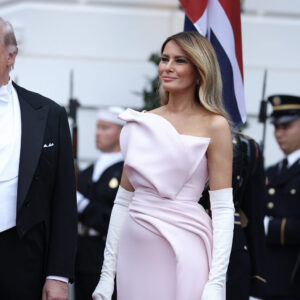 Trump makes bombshell claim about text to Melania as he reveals message on his phone